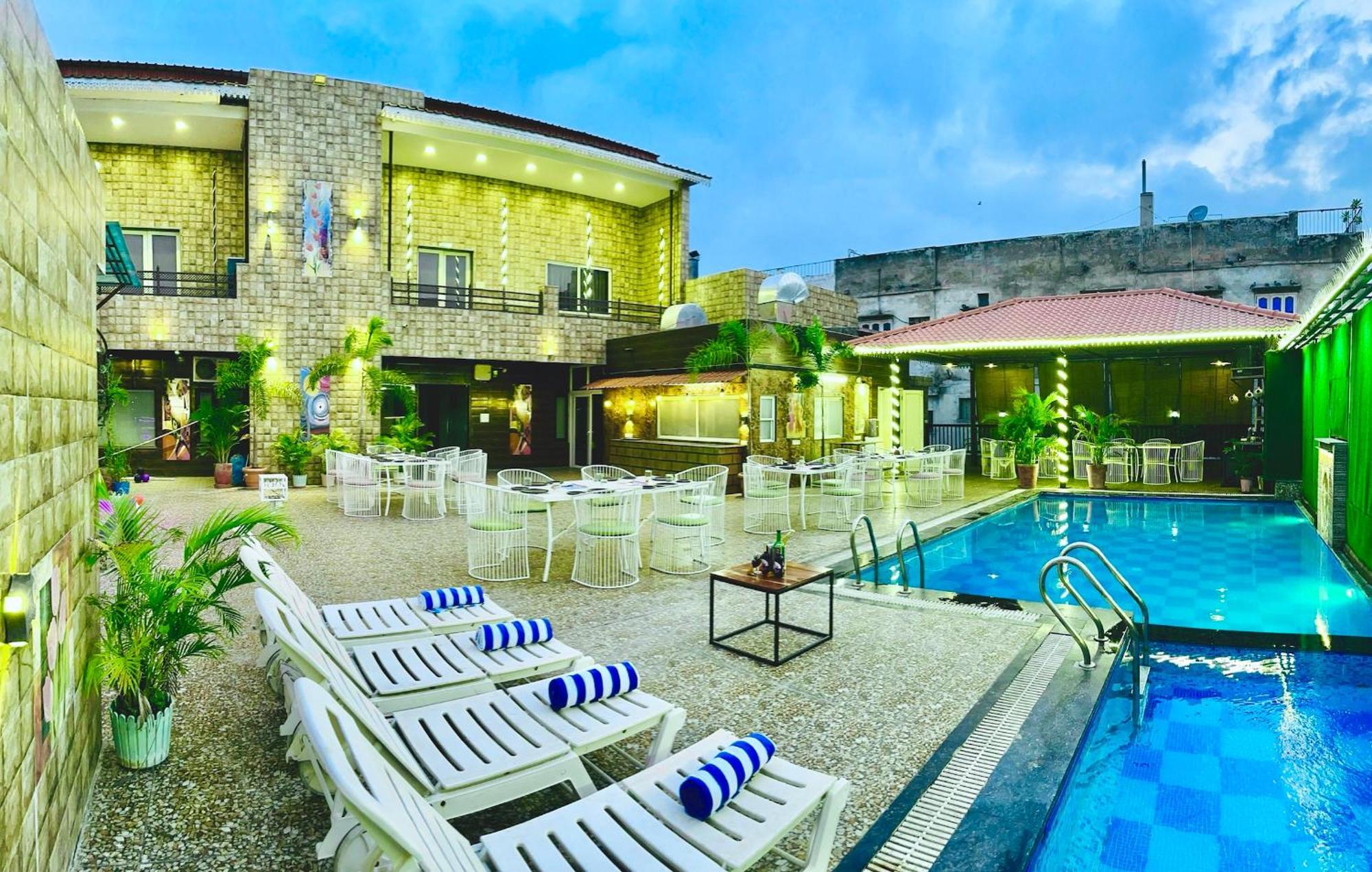Hotel Grand Bhagwat, Udaipur Eksteriør bilde